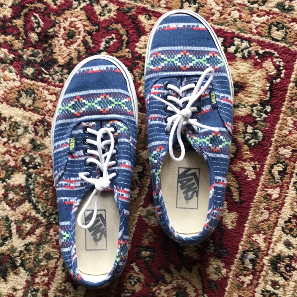 Vans Off the Wall  Women’s Blue Patterned Shoes Size 8- New (Men’s Size 6.5)